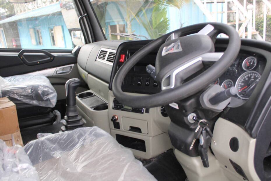 WhatsApp Image 2026-02-13 at 15.59.08 (2)